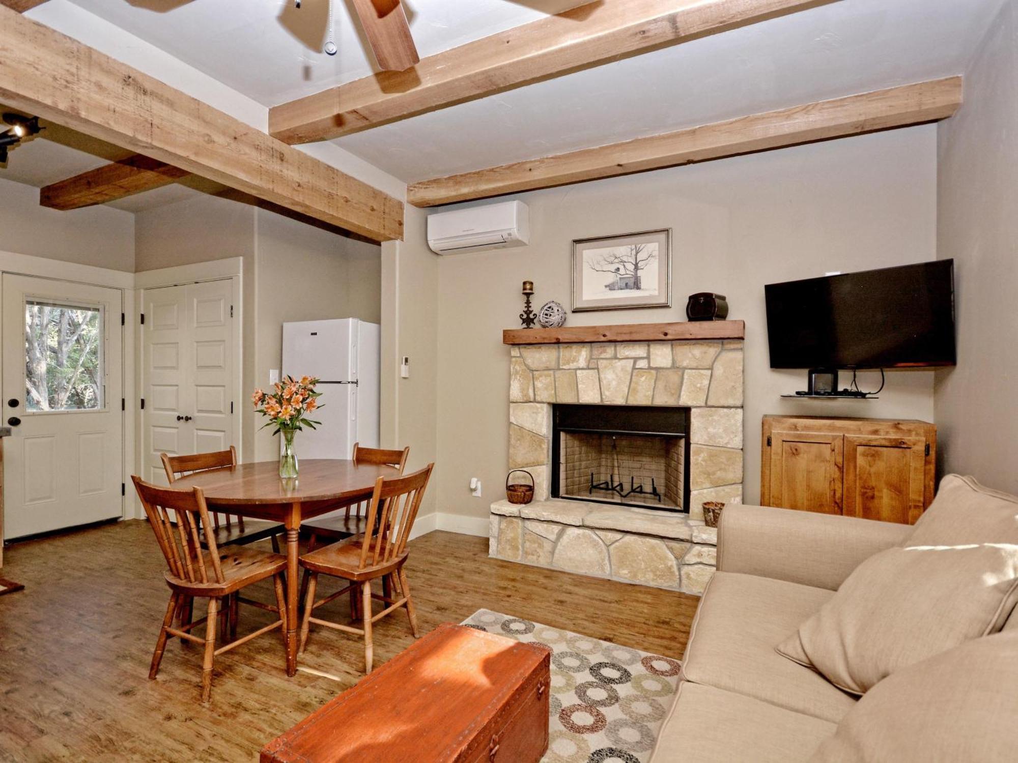 Cabins At Flite Acres - Mountain Laurel Wimberley Esterno foto
