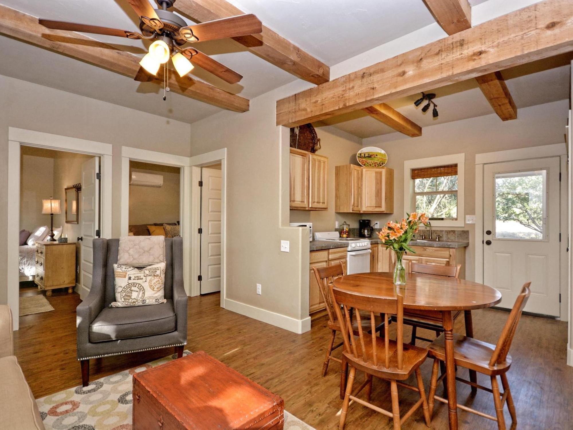 Cabins At Flite Acres - Mountain Laurel Wimberley Esterno foto